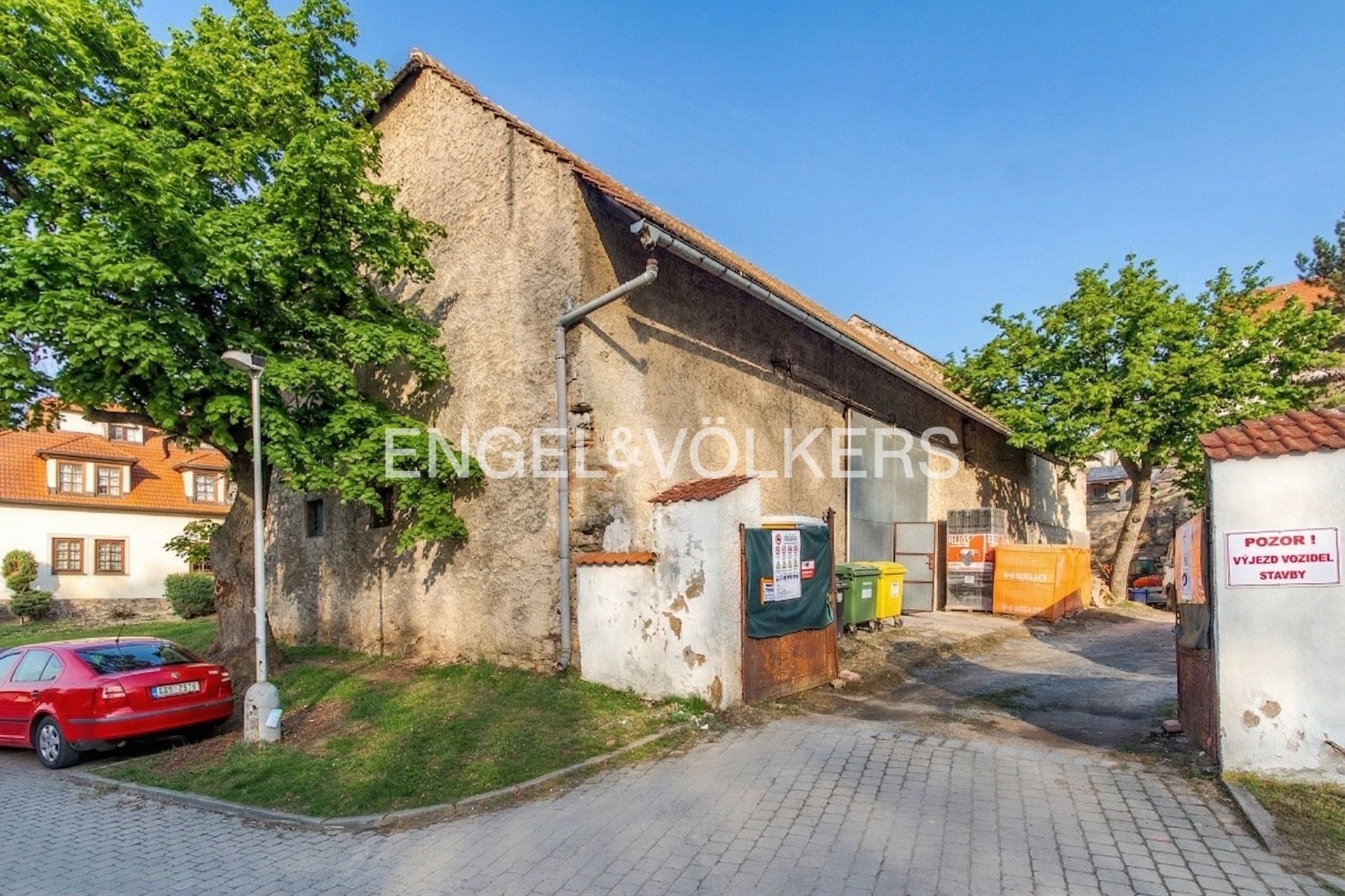 Rodinné domy, Šplechnerova, Praha Horní Počernice, 732 m² - 2