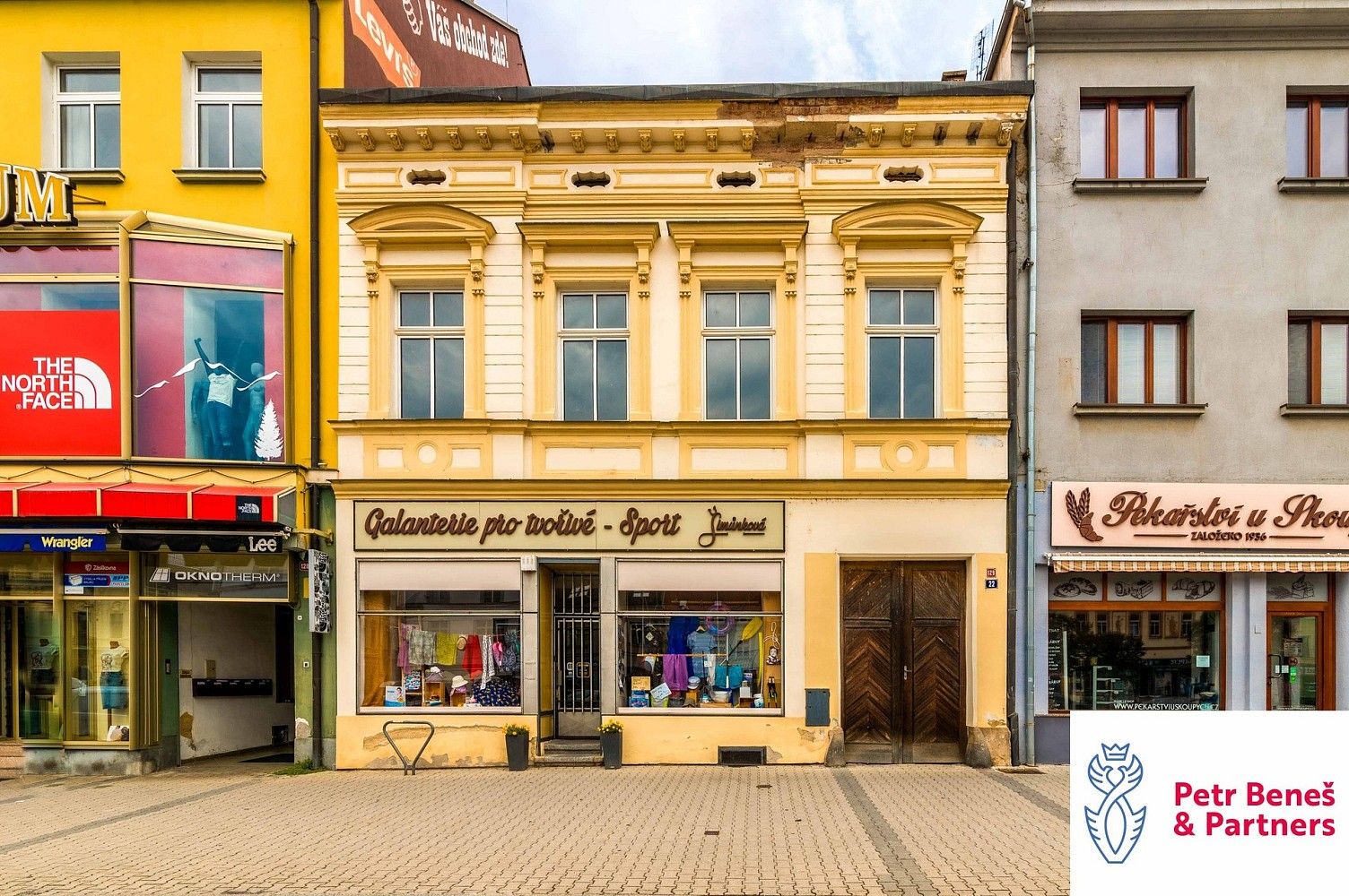 Obchodní prostory, 622 m²