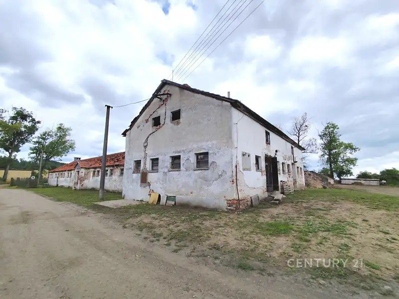 Nemovitost · Jindřichův Hradec, 377 01 - 3