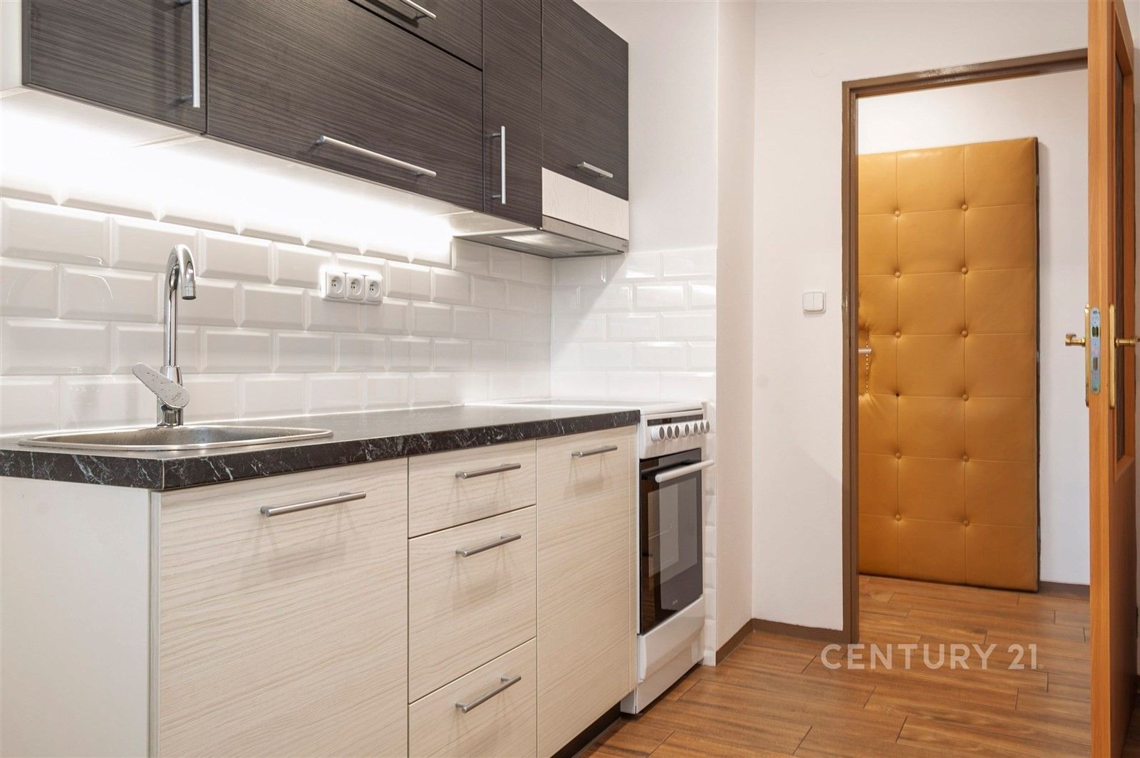 Pronájem byt 2+1 - Křižná  , Valašské Meziříčí, 56 m²