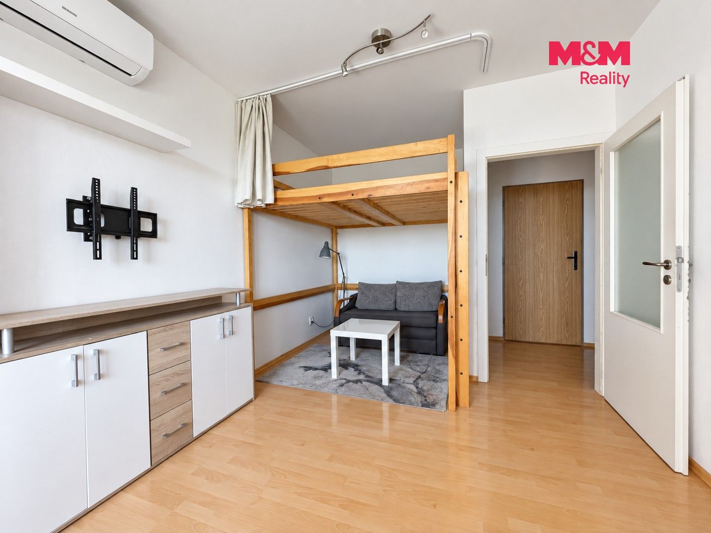 Byt 1+kk · 32 m² · V Honech, Klecany - 4