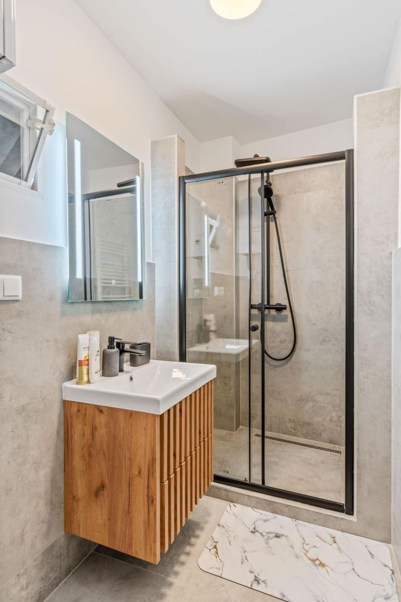 Byt · 102 m² · Ortenovo náměstí, Praha - Holešovice - 4