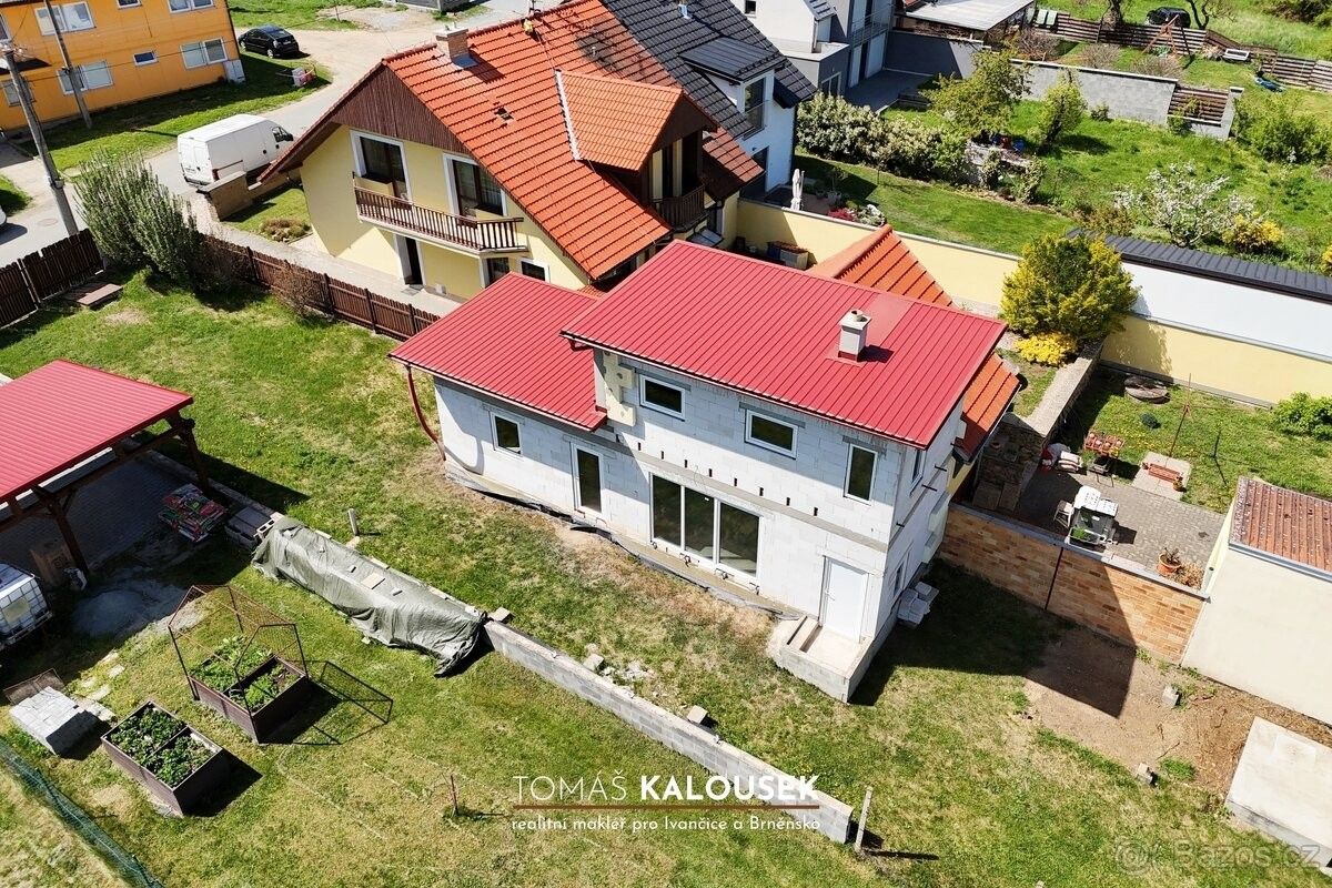 Rodinné domy, Dolní Kounice, 664 64