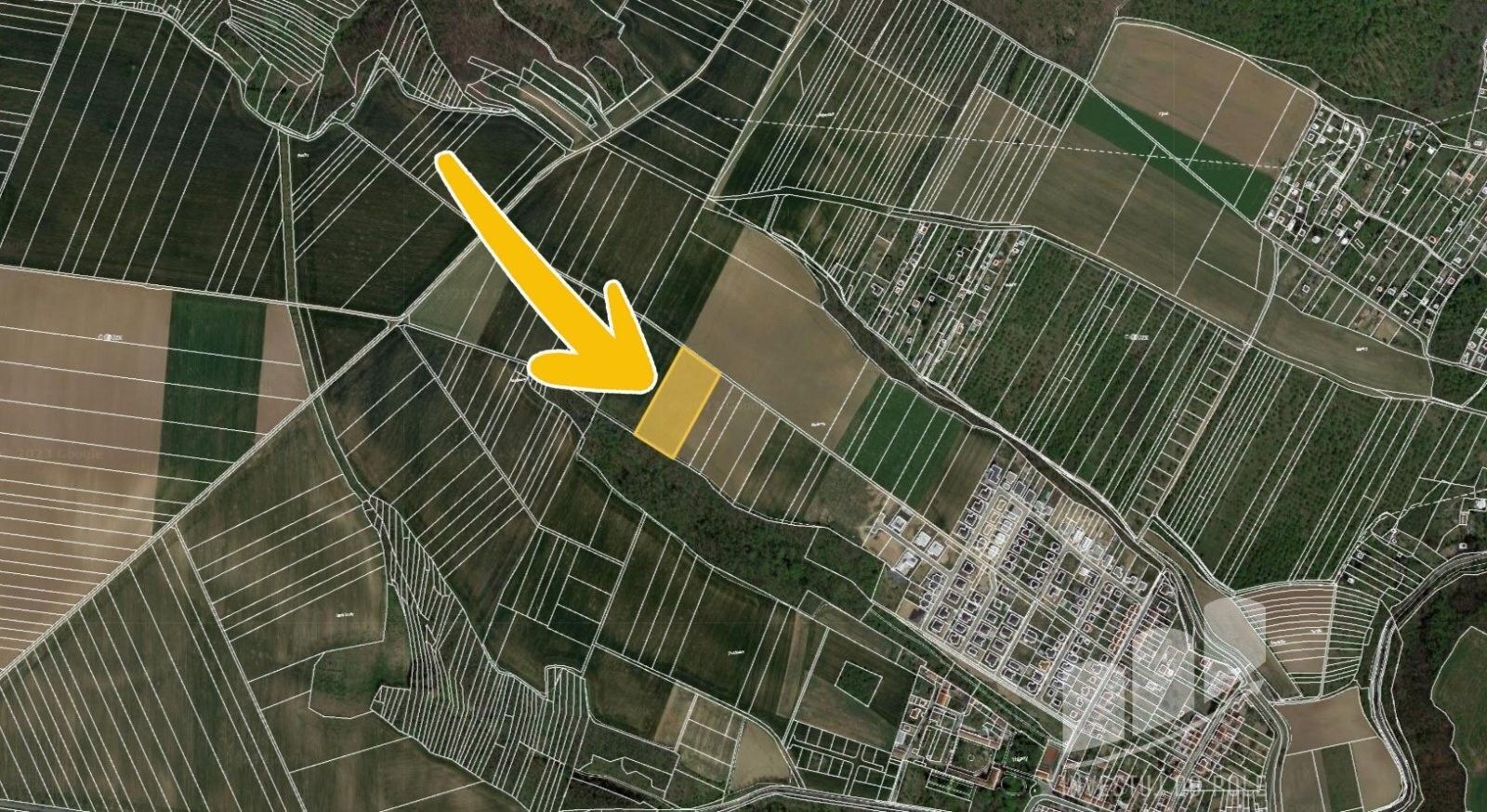 Prodej zemědělský pozemek - Hajany, 10 752 m²