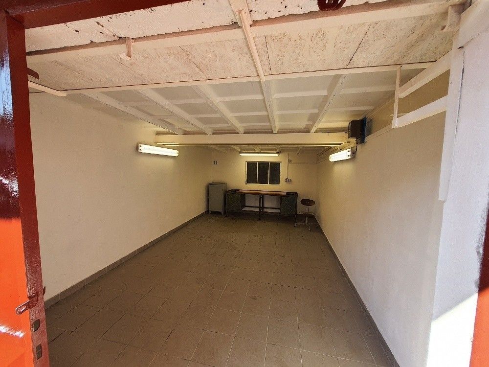 Garáže, Liberec, 460 14