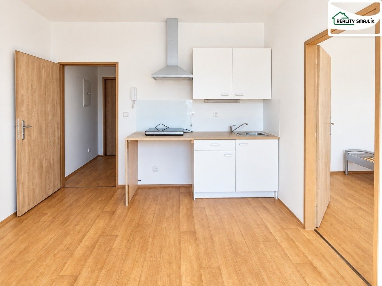 Pronájem byt 1+1 - Dragounská 2038, Cheb, 26 m² - 2