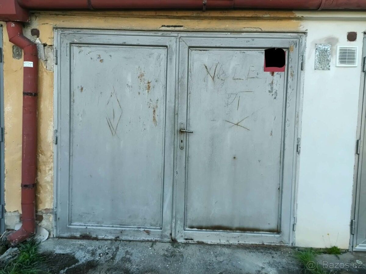 Garáž · Tábor, 390 03 - 4