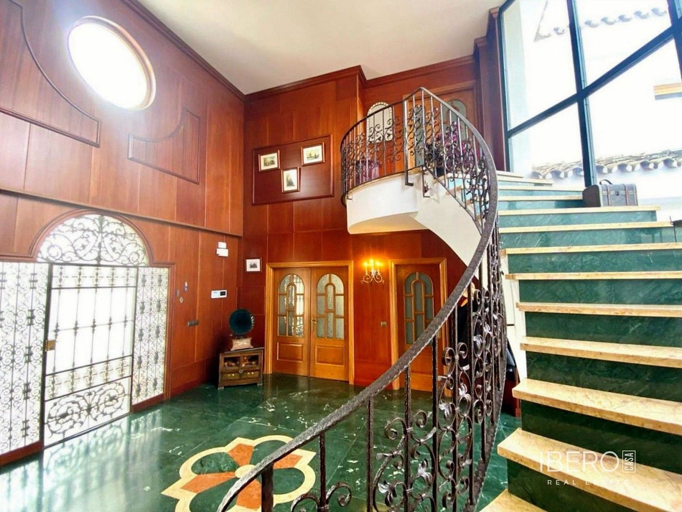 Prodej rodinný dům - Benalmadena, ES, 814 m² - 2