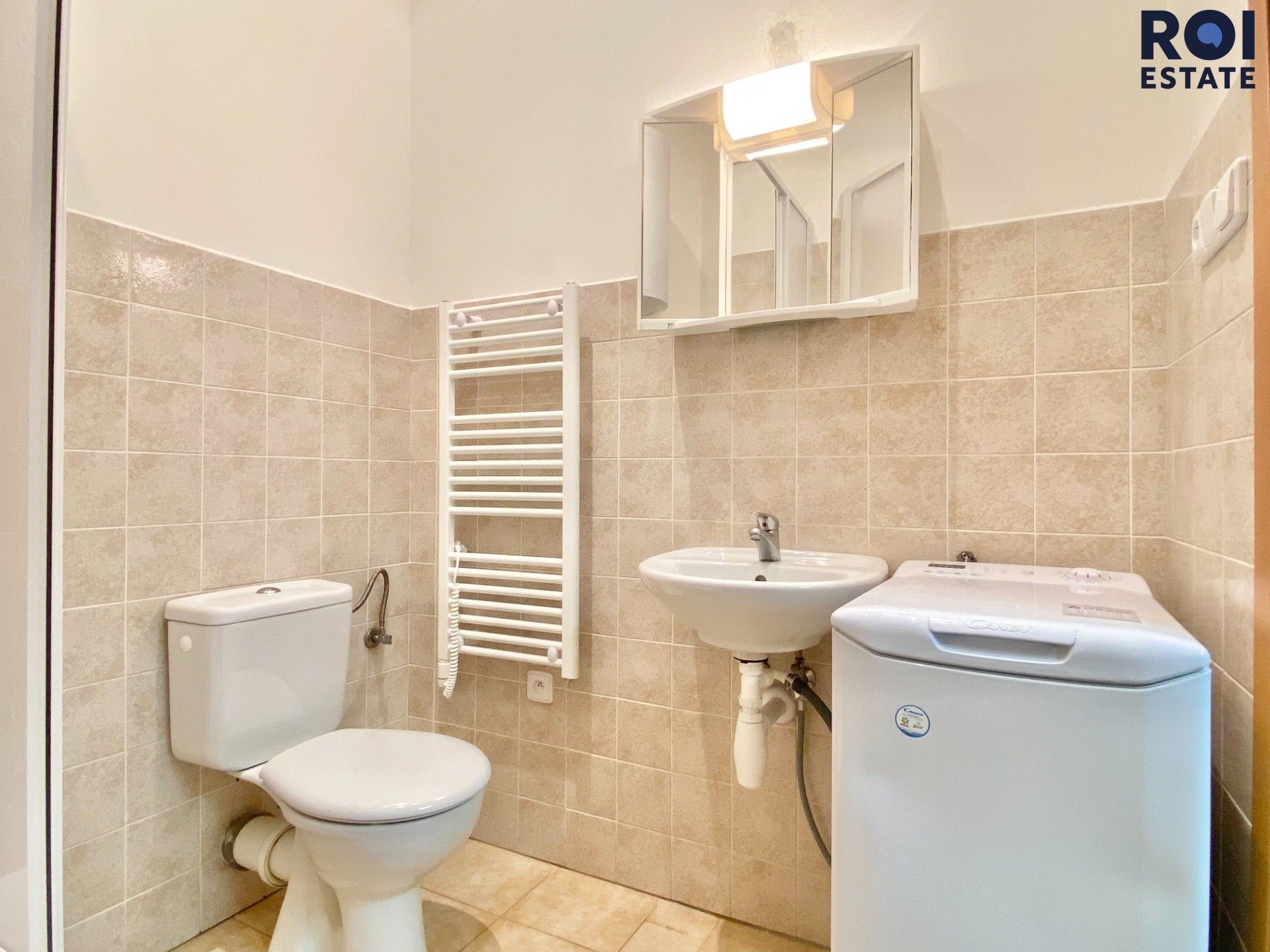 Byt 1+kk · 32 m² · Závěrka, Praha - 3
