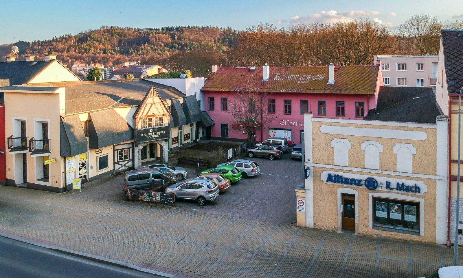 Restaurace, Sokolovská 926, Karlovy Vary Rybáře, 950 m² - 1