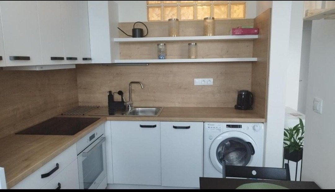 Prodej byt - Hodonín, 695 01