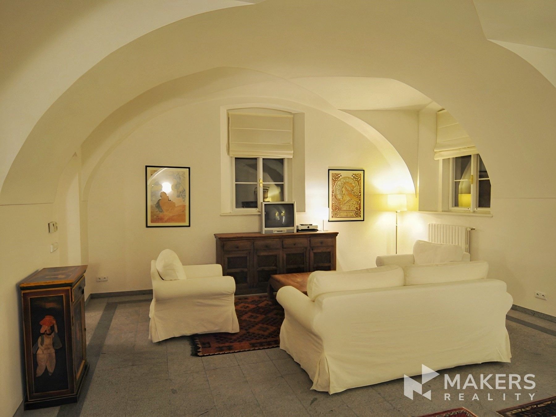 Pronájem byt 2+1 - Vlašská, Praha, 94 m²