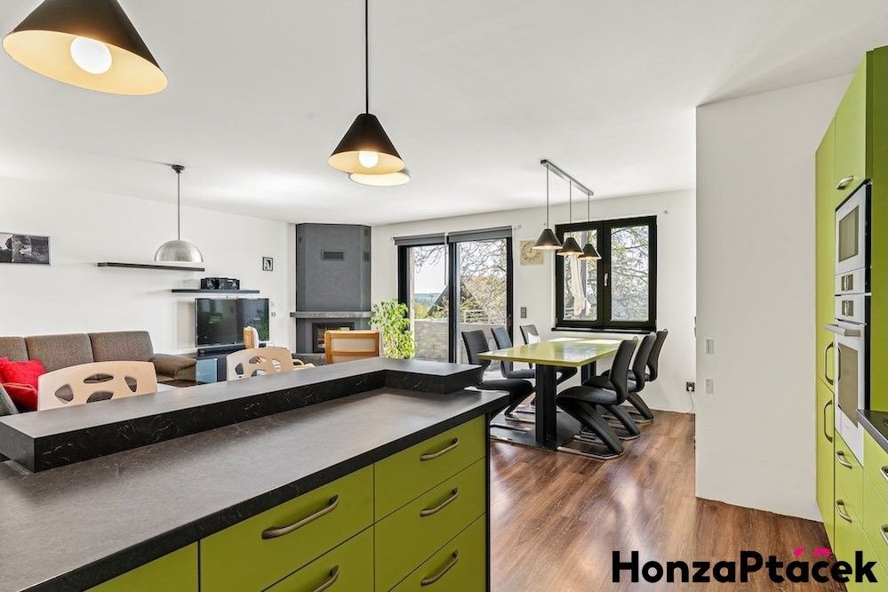 Rodinné domy, Černokostelecká, Černé Voděrady, 159 m²