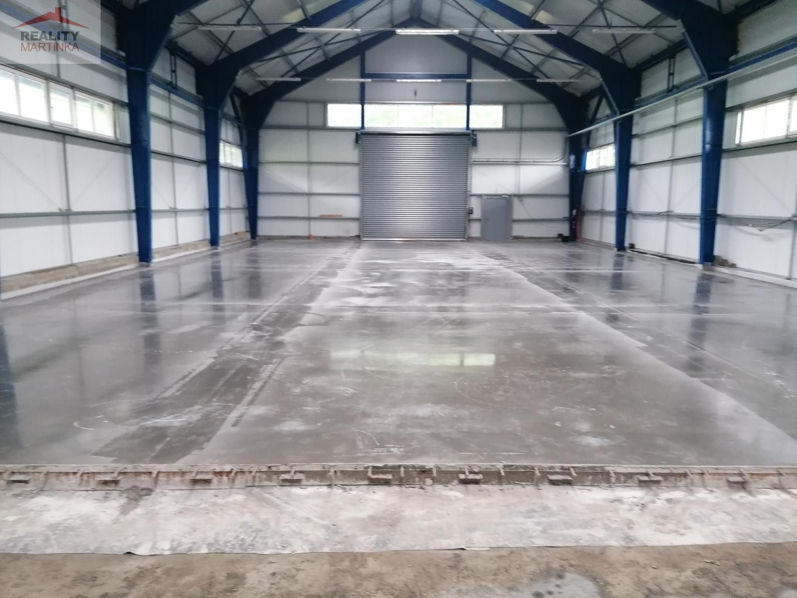 Pronájem výrobní prostory - Bynina, Valašské Meziříčí, 820 m²