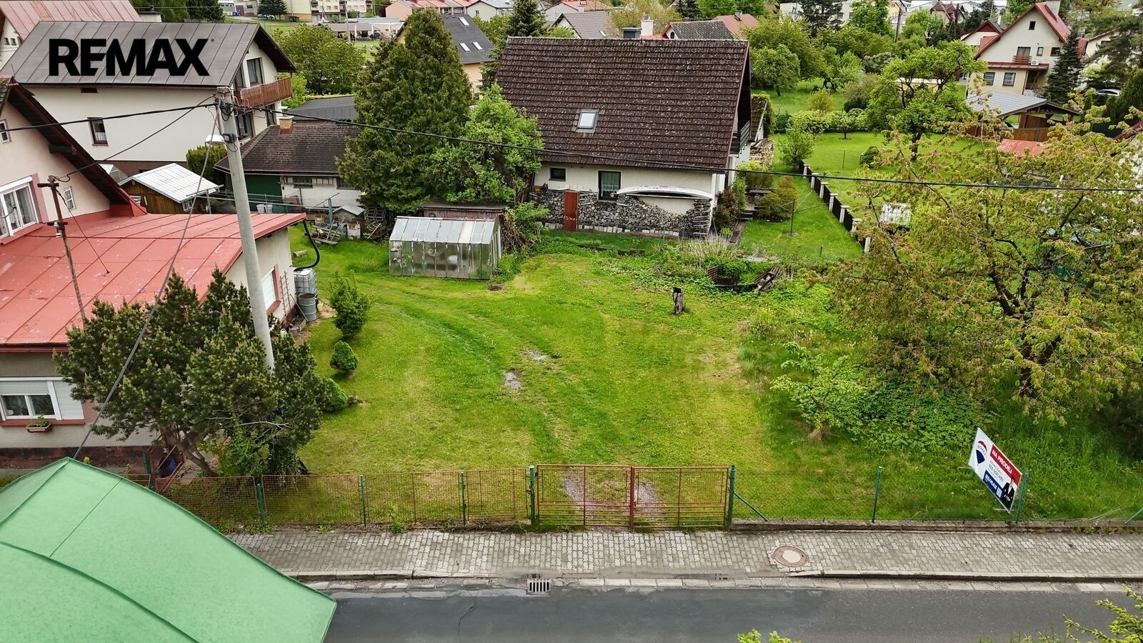 Prodej pozemek pro bydlení - Lánov, 437 m² - 5