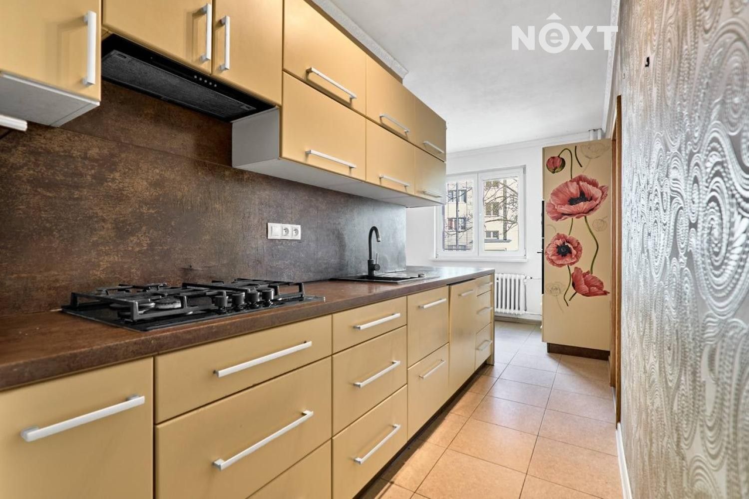 Prodej byt 3+1 - Školní, Nová Role, 60 m²