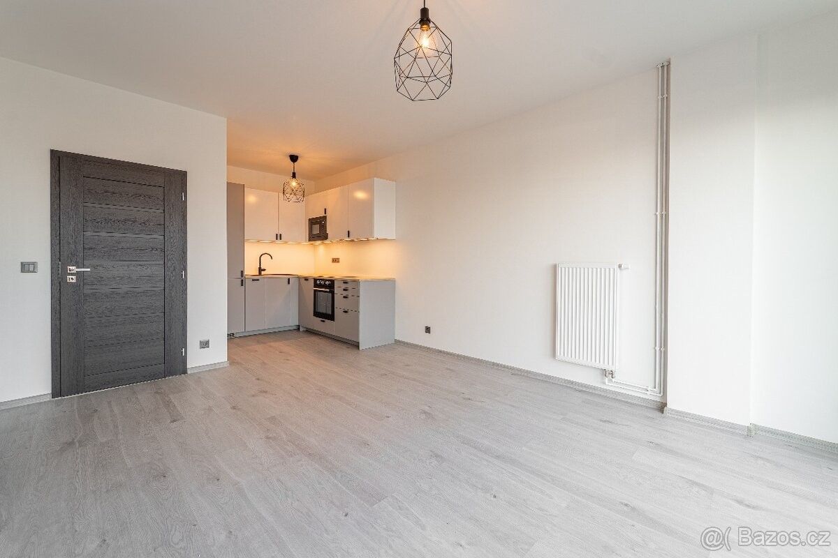 Byty, Kladno, 272 01