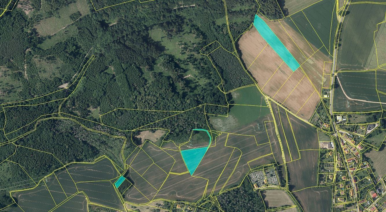 Pozemek, 13 755 m²