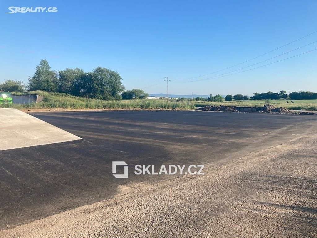 Sklad · 1 126 m² · Cheb - 4
