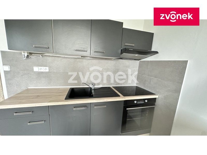 Pronájem byt 1+1 - SNP, Otrokovice, 38 m²
