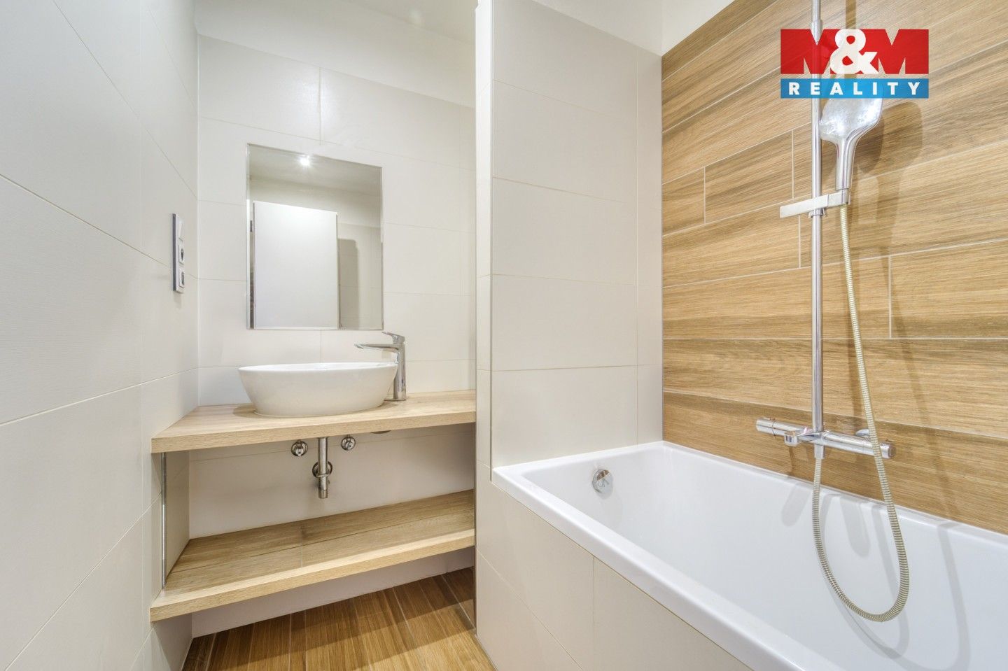 Prodej byt 4+kk - Nezvěstice, 74 m²