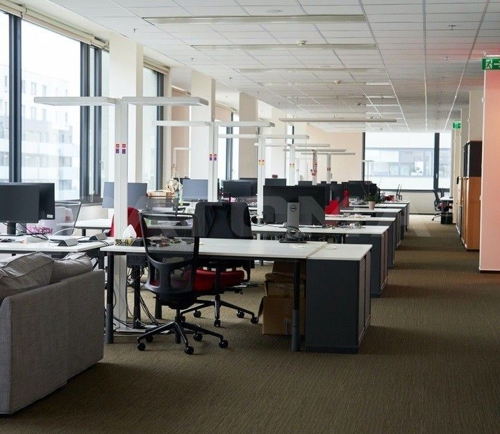 Kancelář · 2 679 m² · náměstí Junkových, Praha - 4