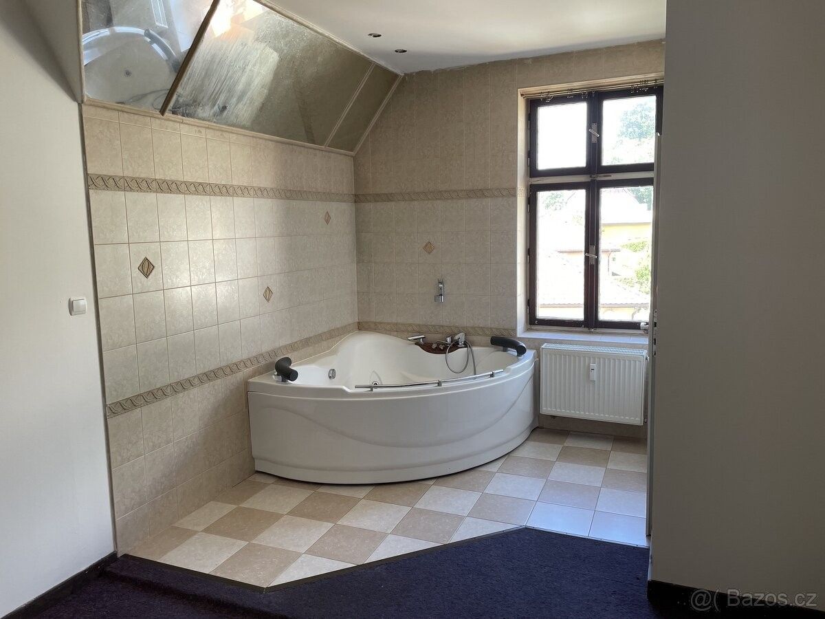 Byty, Trutnov, 541 01