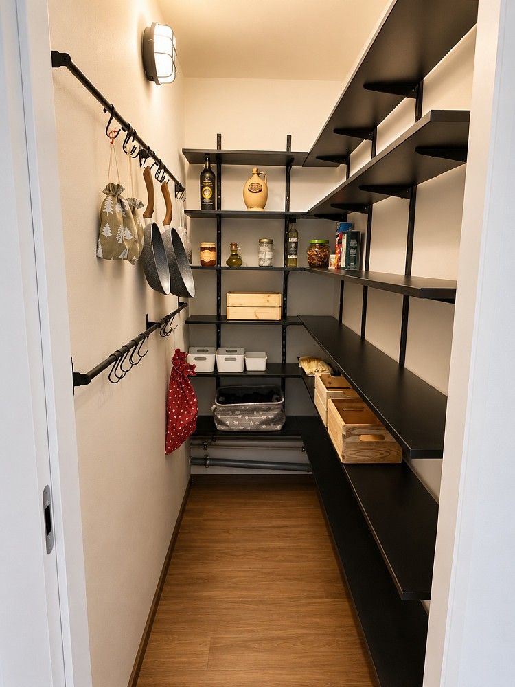 Byt 2+kk · 73 m² · Praha - Kobylisy, okres Praha 8, Hlavní město Praha - 3