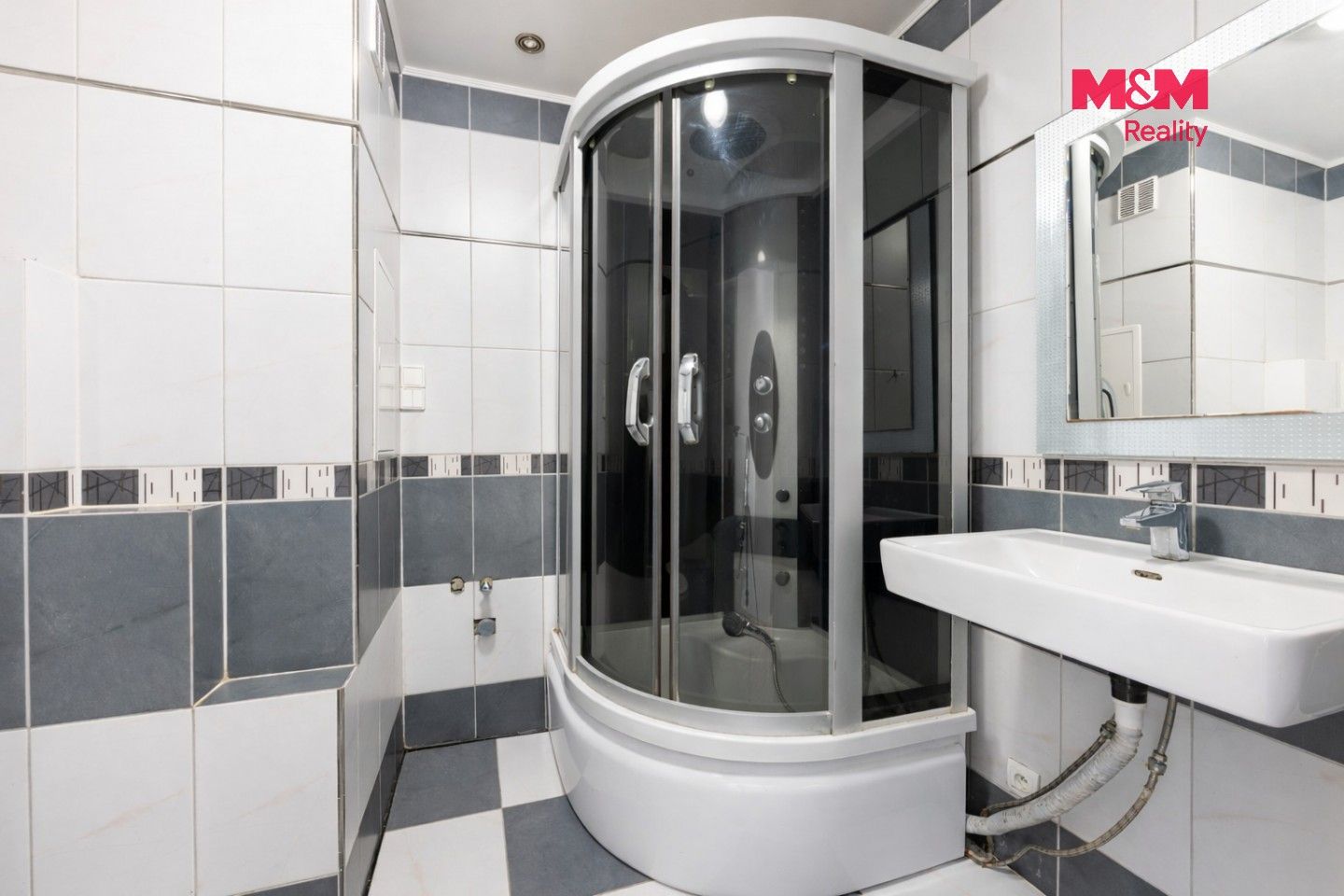 Byt 2+1 · 62 m² · Boženy Němcové, Cheb - 4