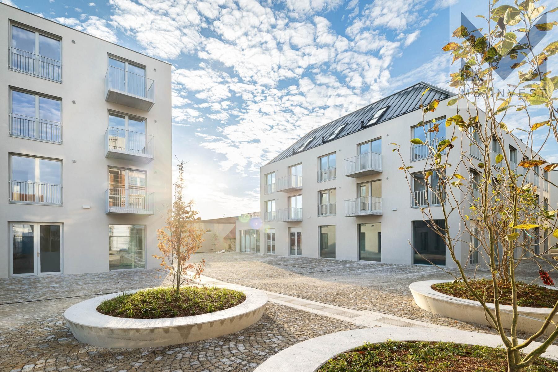 Obchodní prostory, Čsl. armády, Hostivice, 119 m²