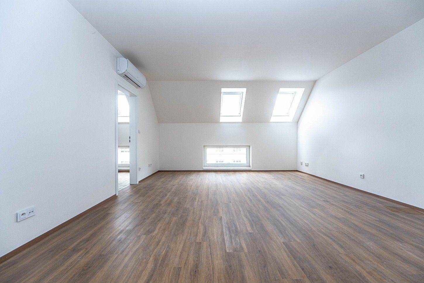 Prodej byt 3+kk - Praha - Holešovice, okres Praha 7, Hlavní město Praha, 63 m² - 5