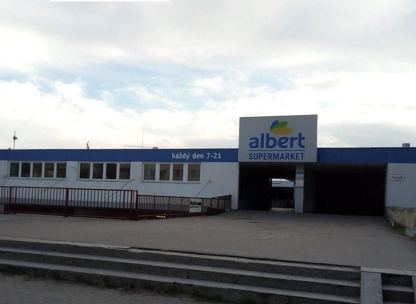 Pronájem obchodní prostory - Brno - Židenice, okres Brno-město, Jihomoravský kraj, 320 m² - 1