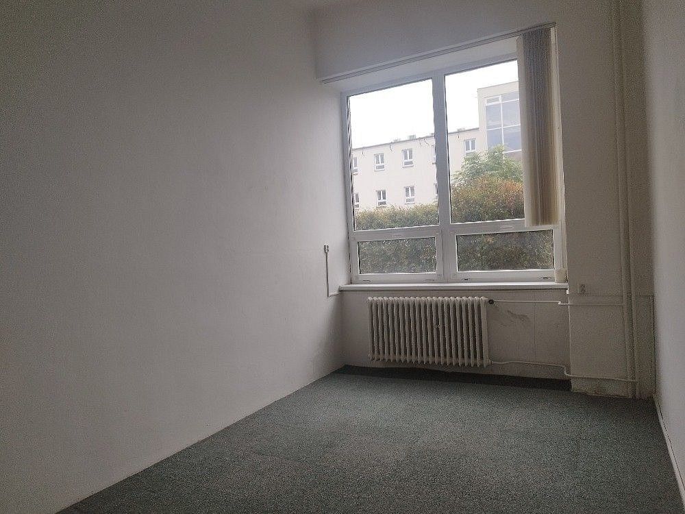 Pronájem kancelář - Pardubice - Zelené Předměstí, Pardubický kraj, 18 m² - 2