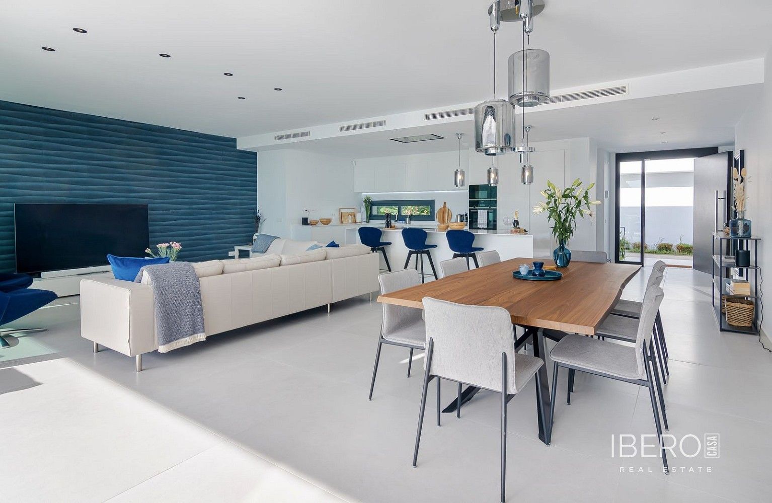 Prodej rodinný dům - Calahonda, ES, 327 m² - 5