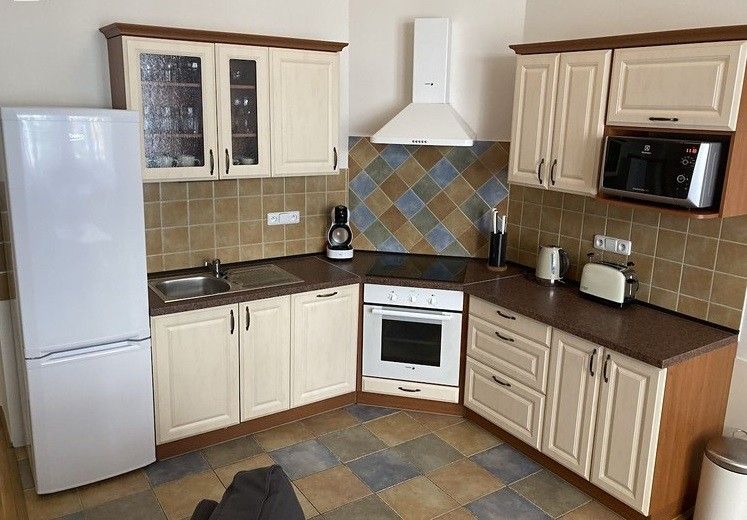 2+kk, Moravská 924/6, Praha, 65 m²