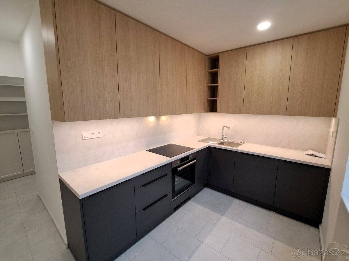 Byty, Hradec Králové, 500 03