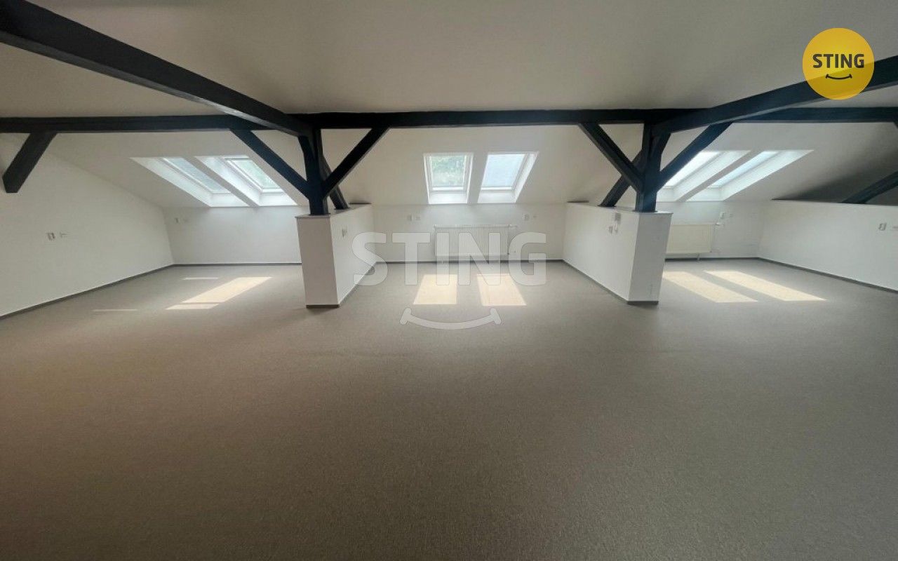 Pronájem kancelář - Nemocniční, Ostrava, 280 m²