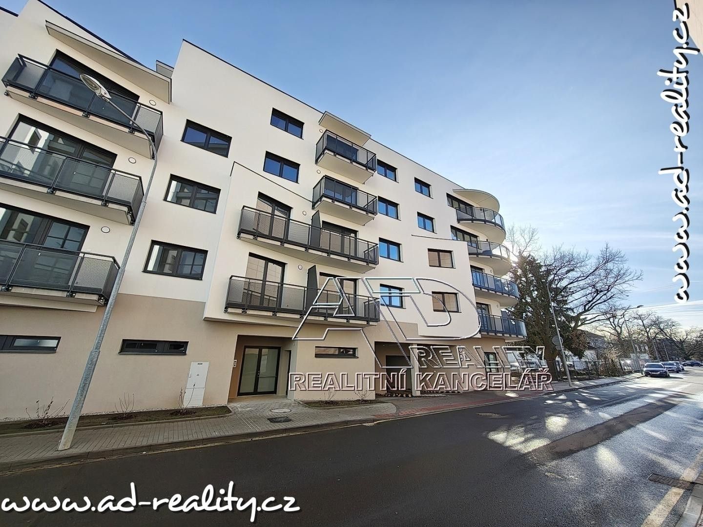 Pronájem byt 2+kk - Na Zlaté stoce, České Budějovice, 54 m²