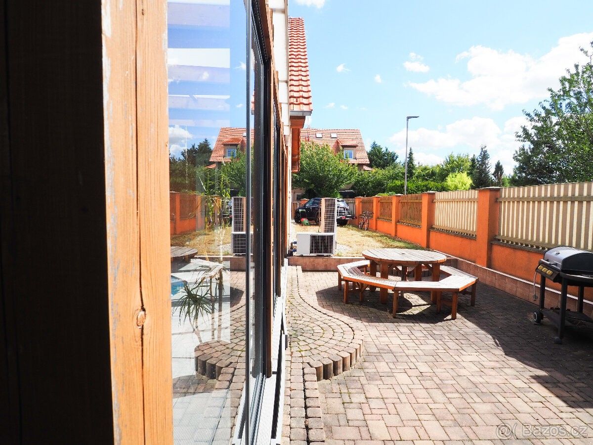 Prodej rodinný dům - Buštěhrad, 273 43