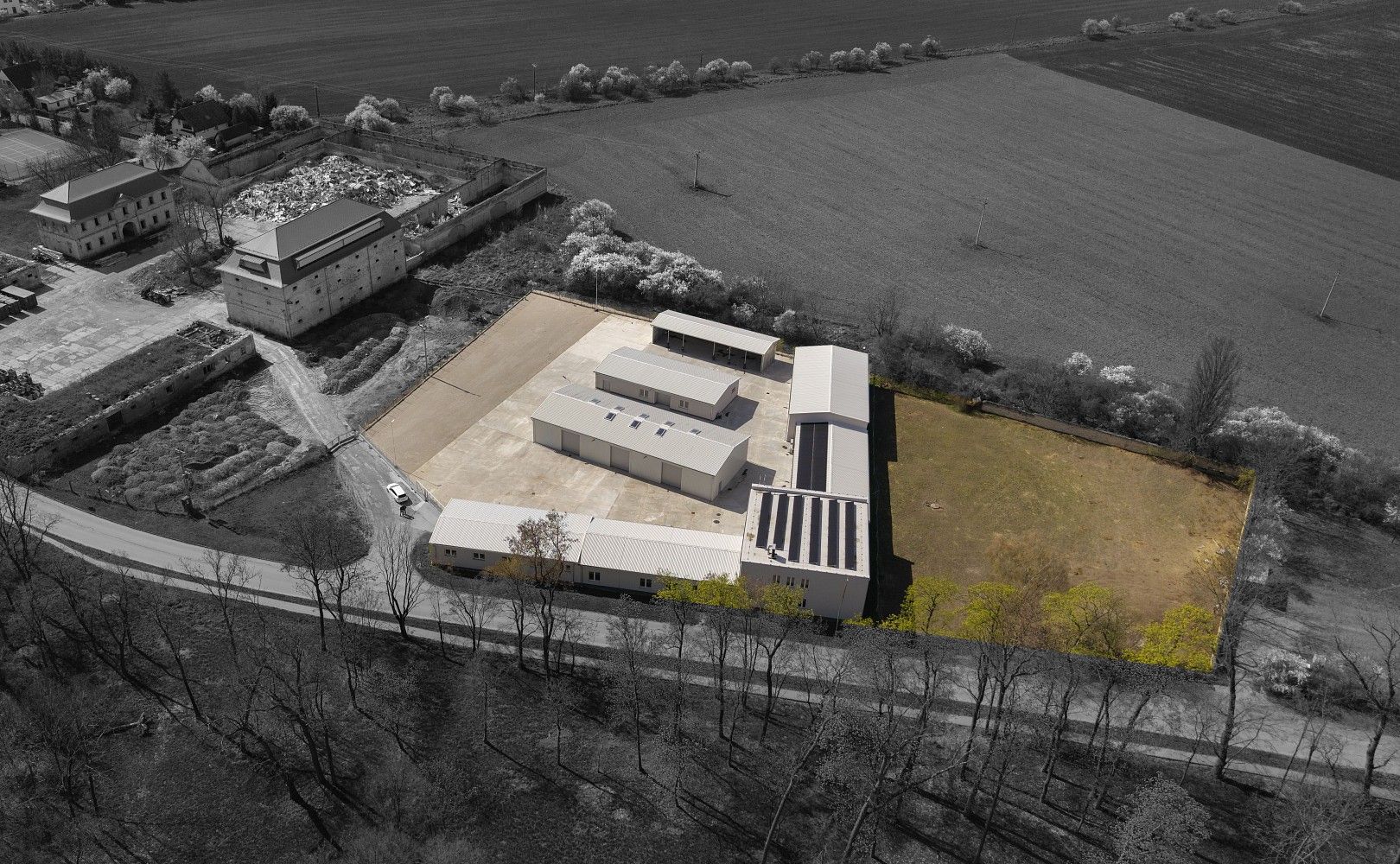Sklad · 1 933 m² · Hořín, okres Mělník - 4