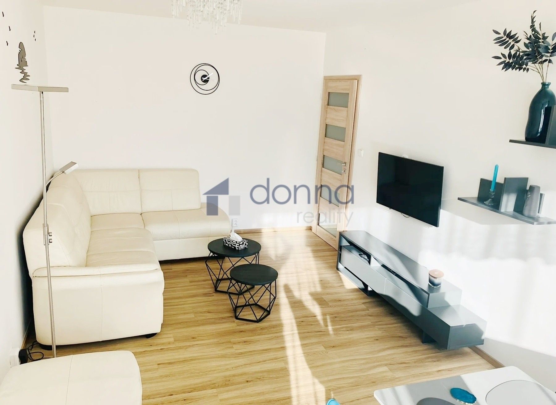 Pronájem byt 3+kk - U Sluncové, Praha, 74 m²