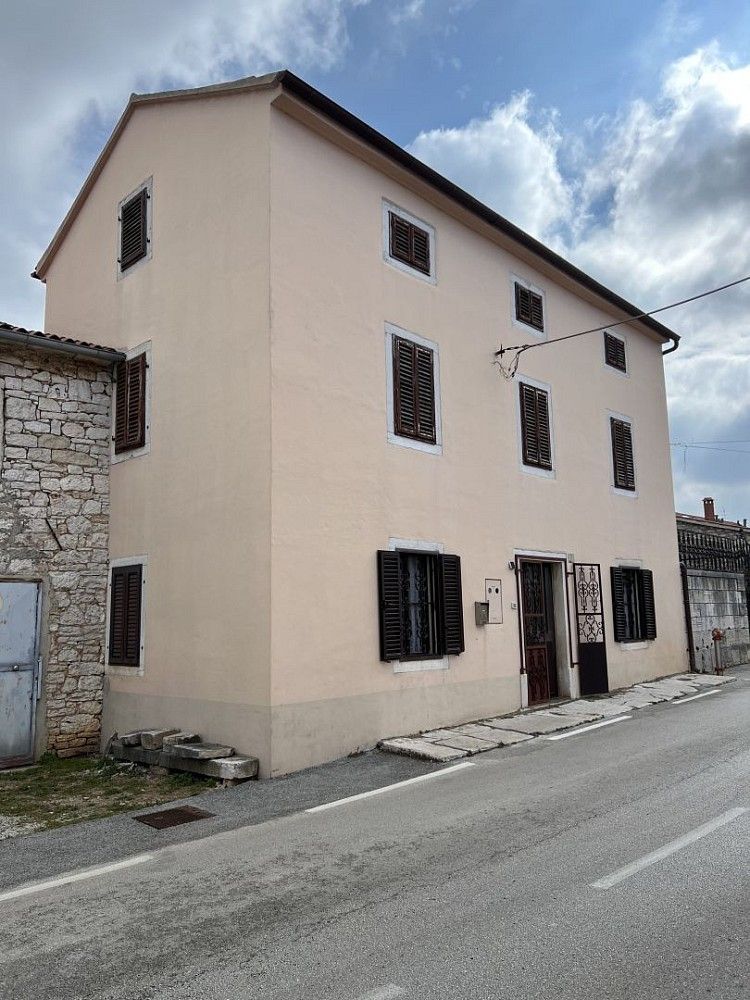Rodinný dům, 180 m²