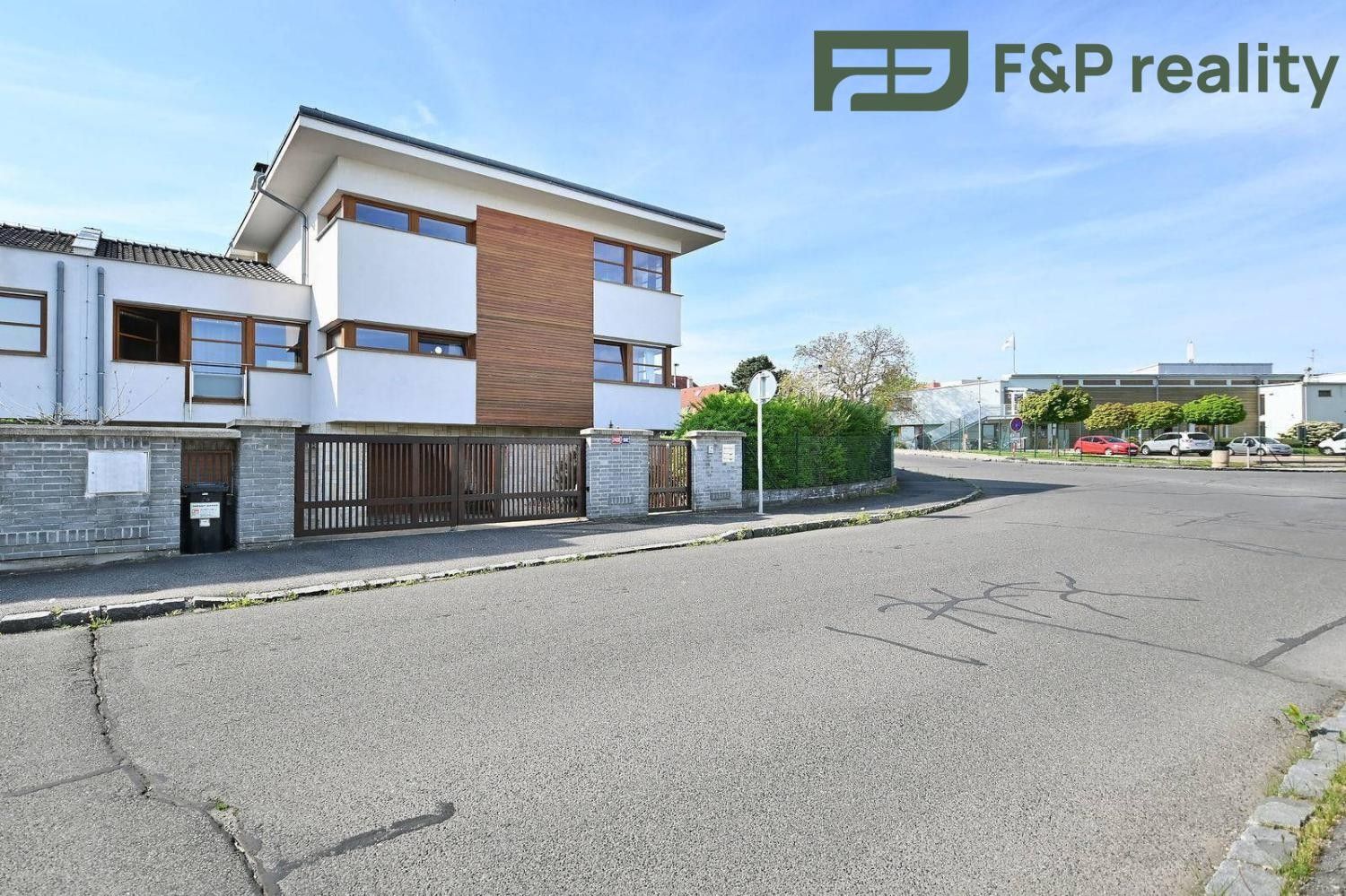 Vila · 412 m² · Rozdělovská, Praha - 4