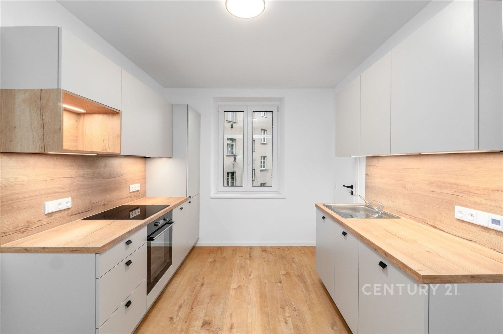 Pronájem byt 2+1 - Ruská, Děčín, 50 m²