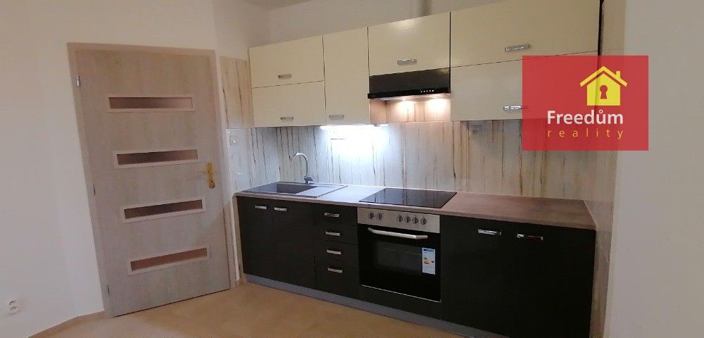 Prodej byt 3+1 - Antonína Sochora, Teplice, 71 m²