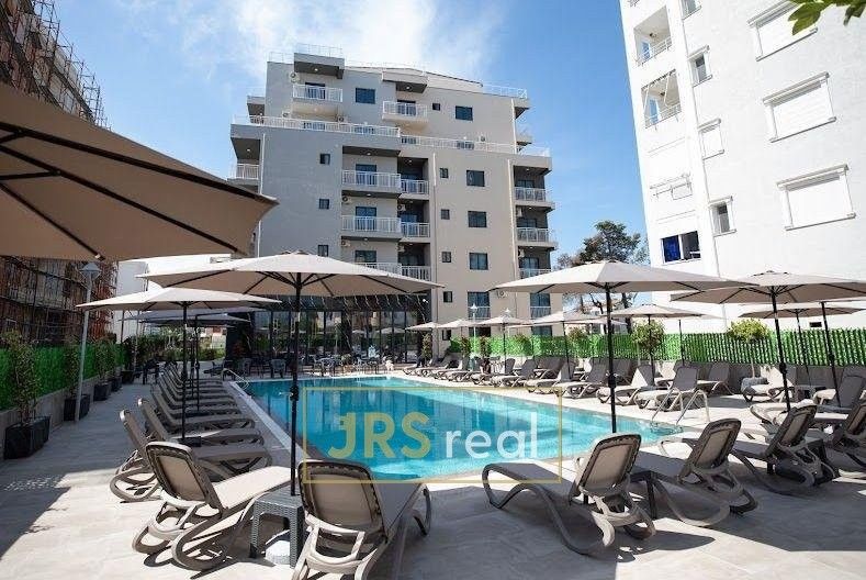 Byty, 987 66, Zahraničí