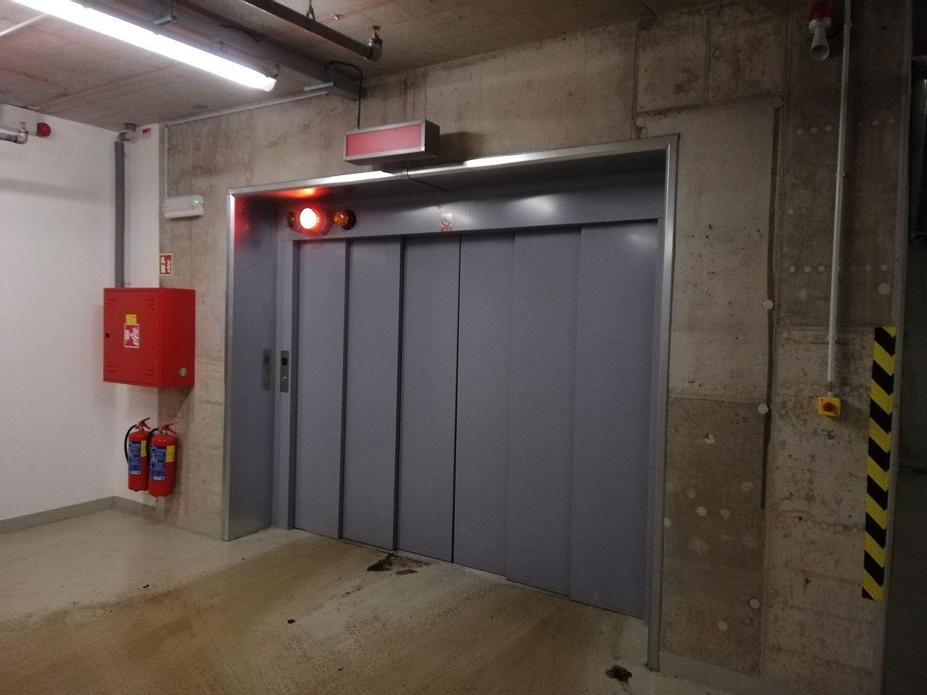 Pronájem ostatní - Riegrova, Liberec - Liberec I-Staré Město, 18 m² - 5
