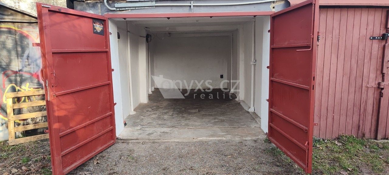 Pronájem garáž - Závišova,Nusle,Praha 4, 17 m²