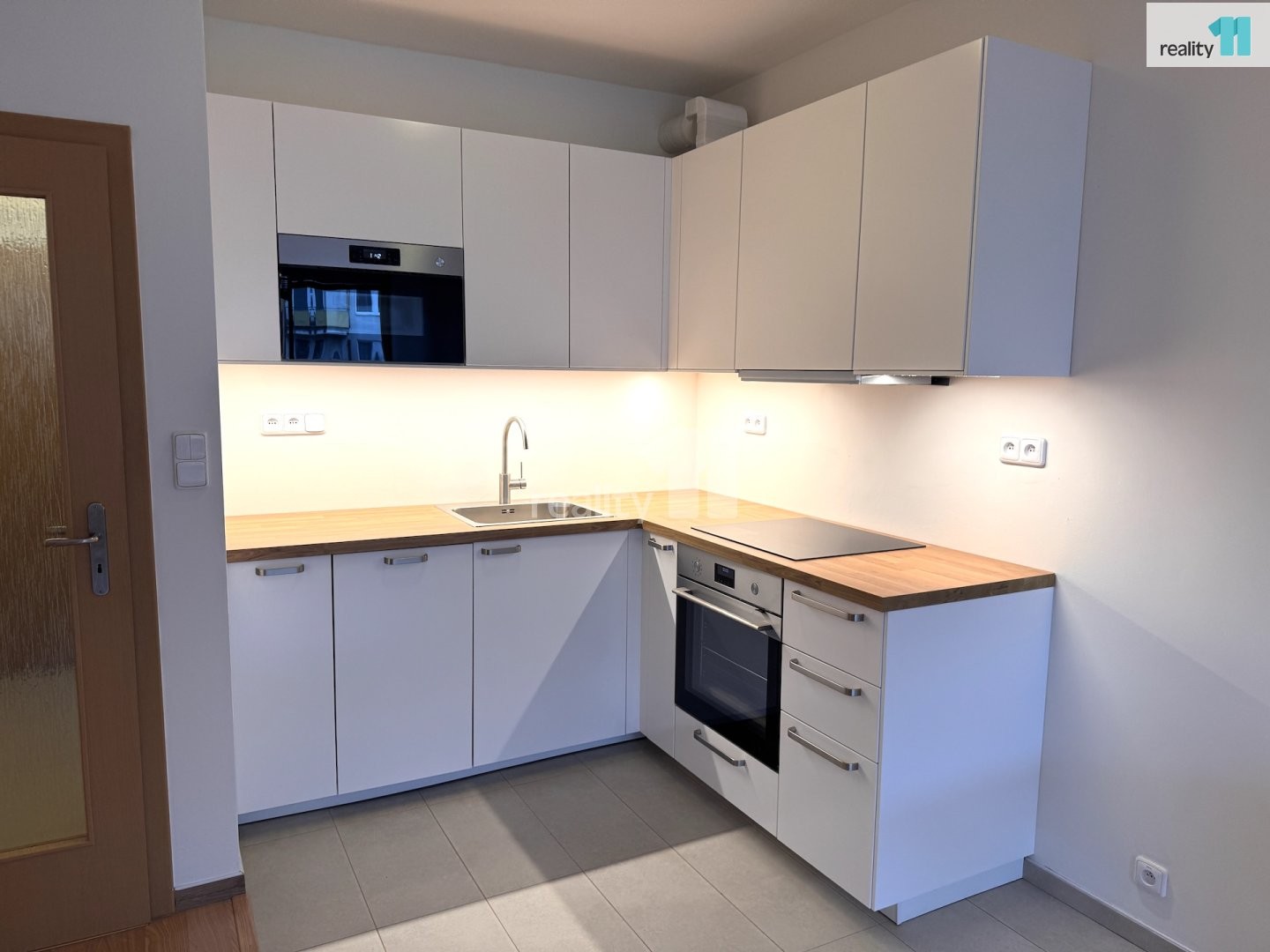 Pronájem byt 2+kk - Pod Harfou, Praha, 53 m² - 5