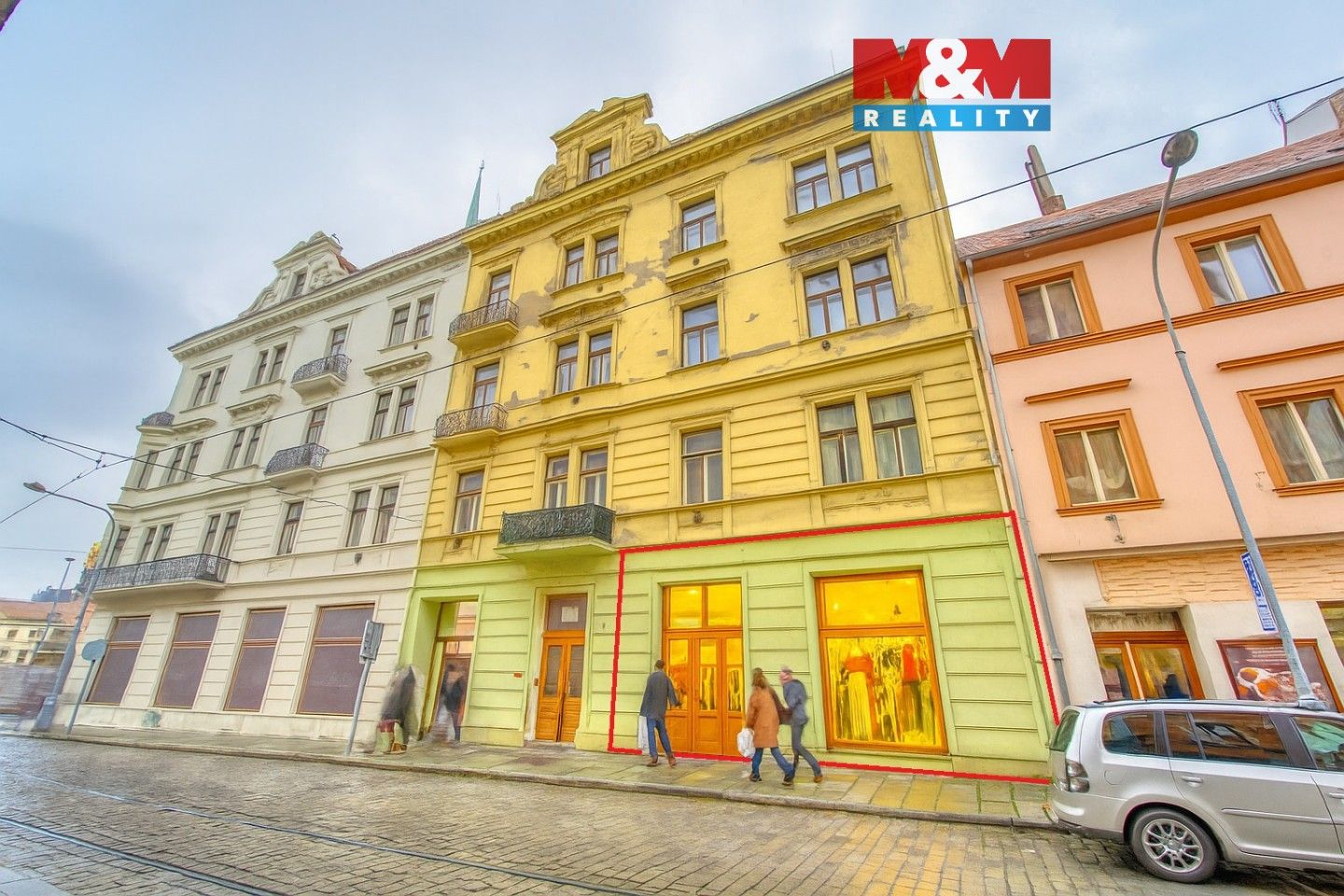 Obchodní prostory, náměstí Republiky, Plzeň, 77 m²